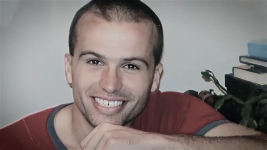 An MI6 analyst was found dead in a red bag - then experts tried and failed hundreds of times