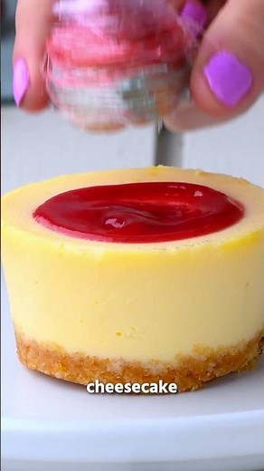 Wrapped in rainbow and ready to twirl 🍭🍓