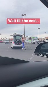 Girl didn't care... #legsplit #splits #flexible #girlsfashion | Ricardo's Reels