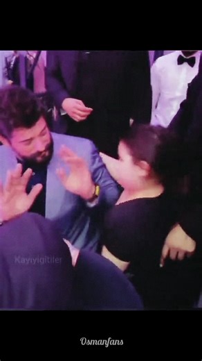 #burakozcivit with cute fans with beautiful wife fahryie evcen❤️ family#turkishseres#behindthe scene