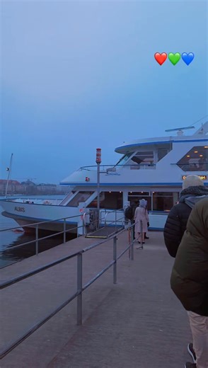 A boat ride is a perfect way to see Zurich. You have two main choices. Lake Cruises depart from Bürkliplatz, offering 1.5-4 hour trips to villages like Rapperswil. You can enjoy dining cruises or bring a picnic. Limmat River Cruises (~50 mins) sail from the Landesmuseum through the historic Old Town, operating April-October. The Swiss Travel Pass, GA travelcard, and Zürich Card (covering short lake and river trips) offer excellent value. Arrive 15 minutes early for the best seats. Most lake boat