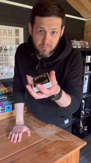 17K views · 372 reactions | This Looks so Impossible (Tutorial)  Follow my steps and it will Always Work! #tutorial #magictrick #learnmagic #learnfromme #fyp | ashmarlow52 | Facebook