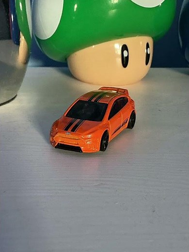 Free hot wheels car pfps :3