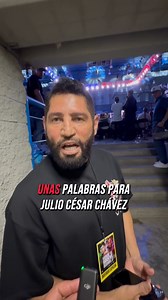 ¡Dos grandes! 🤝 Julio César Chávez y Pancho Barraza conviven previo a la pelea de Marco Verde en Mazatlán. #BoxAzteca | Box Azteca