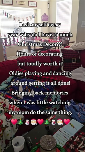 Christmas decorations! Let's get it done! #christmas #memories #oldiescountry #blessed