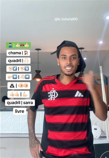 cheia de 🫢, brotou na maloka 🔥 #tutorial #emoji #dancetutorial #dancinhasdotiktok