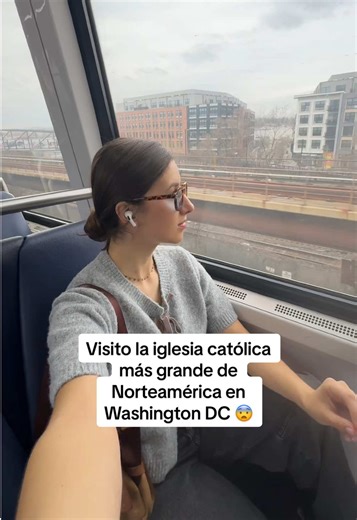 Esta es la iglesia católica más grande de Norteamérica 😨Así que guarde este vídeo para que lo sume a la lista de lugares por visitar en Washington DC 🇺🇸
