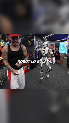 ¿Qué pasó ayer 9 de Octubre? 🇲🇽🇺🇸🌎 | Robot lo golpea, cayó en el hueco, fuerte terremoto, cayó al lago, tornados destructivos, falleció y más.