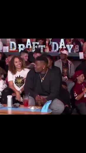 Dwanye Haskins Draft Call📞 #foryou #fyp #fypage #nfl #nflvideos #washingtondc #nfceast #cowboys #eagles #giants #newyork #draftcall #dwanyehaskins #nflfootball #nflplayoffs