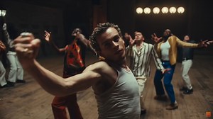 Get to know commercial dancer Will West, a “once-in-a-generation-talent” 🔥 “Featured in two of the past year’s most viral music videos— Jungle's “Back on 74” and Ariana Grande’s “yes, and?”—Will West transitions seamlessly, sometimes instantly, from style to style. He can accelerate from total stillness to a full flare in a split second, then downshift to a Fosse frug before coolly strolling out of frame.” The young Brit spoke with Dance Magazine writer Zachary Whittenburg. Read the interview o