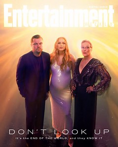 It’s the end of the world in Netflix’s #DontLookUp! Leonardo DiCaprio, Jennifer Lawrence, and Meryl Streep get cosmic about their allegorical new comedy. https://bit.ly/3sbvnMP 📷: Pari Dukovic for EW | Entertainment Weekly