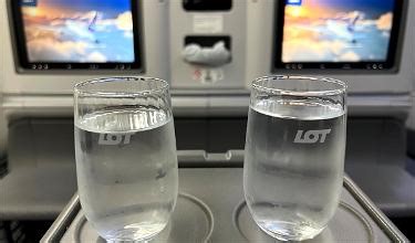 Why Airlines Sometimes Don't Serve Alcohol On Ground