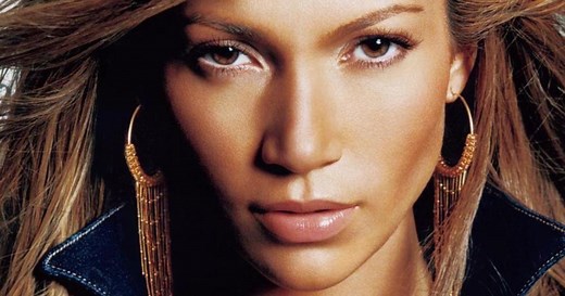 Top 10 Female Singers of the 2000s | Articles on WatchMojo.com