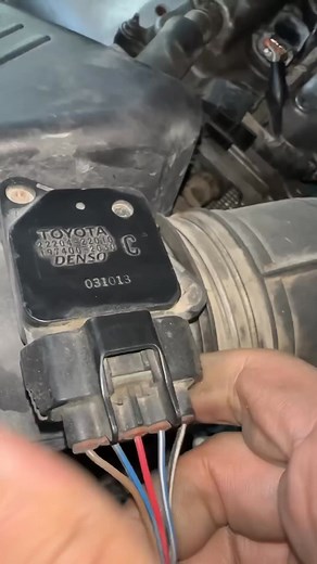 How to clean mass airflow sensor | Abdullahautoelectrician