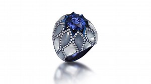 Trend to Watch: Mother-of-pearl Jewelry