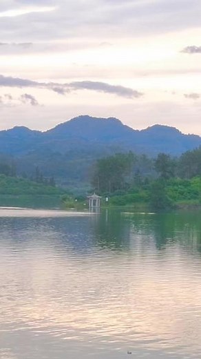 亭子与水面相亲……#最高水位 #mapbox #卫星地图 #下班后的日常 #公开水域游泳 #动态轨迹 @#悦跑圈 #蛙泳 #一次一路线 - 抖音