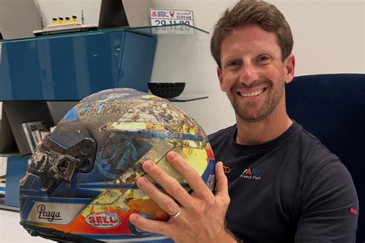 ロマン・グロージャン、2020年F1大事故のヘルメットと再会