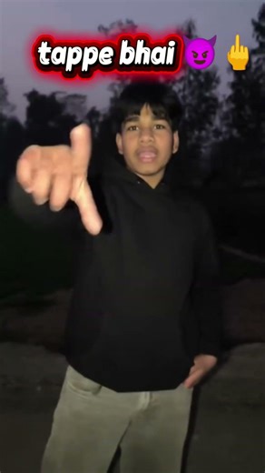 how many people in India #viralvideo #comedy #ekmotahathighumechala