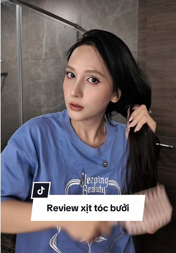 Nuôi tóc dài hiệu quả với xịt dưỡng Herbario