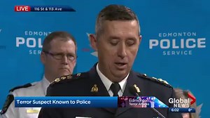 WATCH: After a violent and chaotic night that saw a police officer and civilians hit by vehicles, police revealed some of what they know about the suspect in the suspected terrorist attack. Kim Smith reports. READ MORE: https://globalnews.ca/news/3779181/edmonton-terror-attacks-sources-identify-30-year-old-edmonton-man-as-suspect-in-vehicle-attacks/ | Global Edmonton