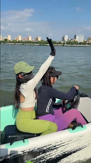 RUSH WAVE BOATWater entertainment, a brand new experience#rushwave #Surfing #kartboat #rushwaveboat