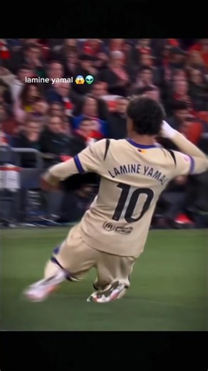 He can't score normal 🤯👽. #lamineyamal #barcelona #football