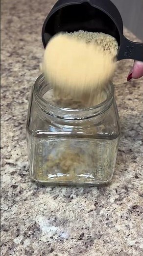 ☕ Homemade coffee scrub for soft, smooth, and renewed skin