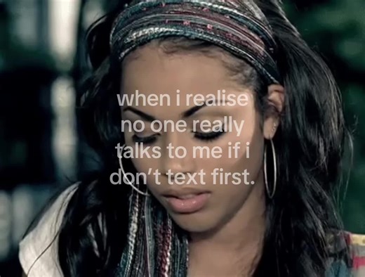 Understanding Social Connections in Texting