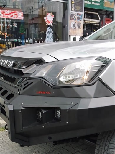 BULL BAR FOR Isuzu DMAX 2024: Essential Car Accessories