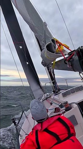 The Art of Sail Control That Wins #sailing #racing #technique