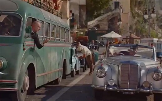 德芙代言名场面盘点，奥黛丽·赫本经典演绎，瞬间提升一个档次