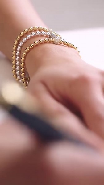 Style as personal as your handwriting. 🖊 #PandoraJewellery #PandoraSignature #Pandora Discover more: https://to.pandora.net/signature | Pandora