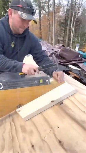 Custom Roof Rafters. Amazing Carpentry #diy #tools #construction | WINNI DIY | Facebook