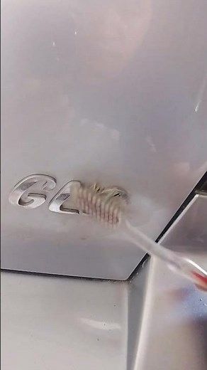 detailing logo mobil