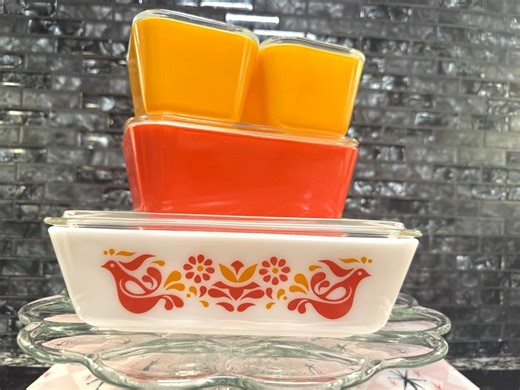 Vintage Pyrex Friendship Refrigerator Set | Complete 4 Dish Set W Lids | 1970s Fridgies - Etsy