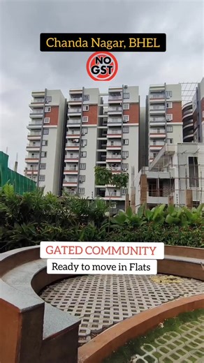 Property Finder on Instagram: "*Ready To Move* 𝗣𝗿𝗲𝗺𝗶𝘂𝗺 𝗵𝗶𝗴𝗵-𝗿𝗶𝘀𝗲 𝗚𝗮𝘁𝗲𝗱 𝗖𝗼𝗺𝗺𝘂𝗻𝗶𝘁𝘆 𝗳𝗹𝗮𝘁𝘀 𝗳𝗼𝗿 𝘀𝗮𝗹𝗲@ 𝗖𝗵𝗮𝗻𝗱𝗮𝗻𝗮𝗴𝗮𝗿 HMDA/RERA approved *Price:6499/-sft* 🔴 𝐏𝐫𝐨𝐣𝐞𝐜𝐭 𝐝𝐞𝐭𝐚𝐢𝐥𝐬 🔴 👉 Red Brick construction 👉 Total area: 7 acres 👉 Total towers: 6 👉 Floors: C+S+10 floors 👉 Total flats:790 👉 Facing : East / West 👉 2 BHK Sizes: 1084, 1248 1300. 👉 3 BHK Sizes: 1450 to 1708. 🔴 𝟑𝟗,𝟎𝟎𝟎 𝐒𝐟𝐭 𝐂𝐋𝐔𝐁 𝐕𝐈𝐕𝐈𝐀𝐍 🔴 👉 Build-up area of