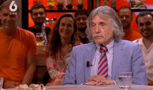 Johan Derksen haalt genadeloos uit naar grote naam van Oranje ‘met hele chique functie’