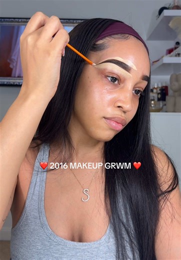 2016 Makeup Is Sooooo BACK!💋 Products List: @Morphe Cosmetics 350 Eyeshadow Palette & Signatute Lil Liner & Lip Filler Lipstick @Huda Beauty Faux Filler Concealer & Easy Blur Foundation @TooFacedUK Born This Way Concealer & Disco Crush Eye Glitter & Chocolate Soleil Bronzing Stick @Essencecosmetics.com Liquid Eyeliner @Laura Mercier Translucent Powder @Benefit Cosmetics UK Hoola Bronzer @Iconic London Lit & Luminous Highlighter foundation #2016makeup #2016 #makeup #makeuptutorial