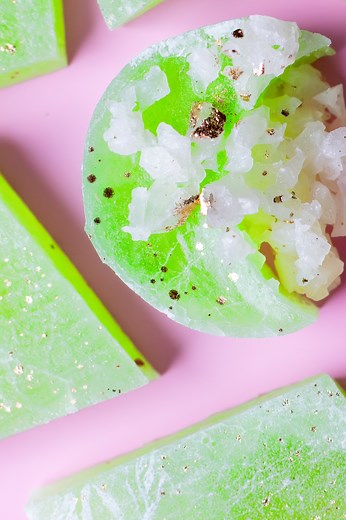 @johnniibeanasmr with his favorite Silky Gem - coconut pandan 🥥🍃 What's your favorite flavor? #Silkygem #crystalcandy #candy #snack #mutraucau #kohakutou #asmr #asmreating #snack #ediblegems #reels #reelsinstagram #explore | SILKY GEM