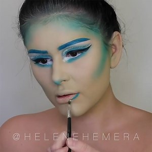 Mesmerizing mermaid looks! 🧜‍♀ @helenehemera IG: https://bit.ly/2mG5MIz | Fuel Factory