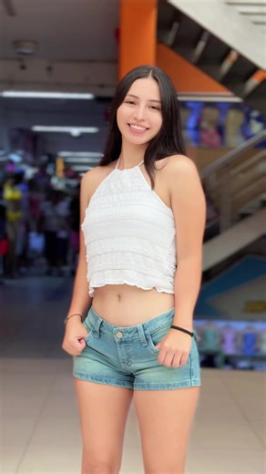 Nuevos diseños de moda femenina en Trujillo