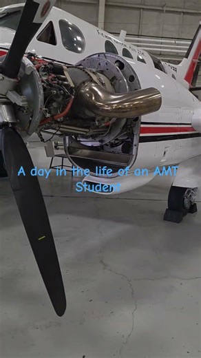 A day in the life of an aircraft Maintenance Engineer #aircraftengineer #aircraftmaintenance