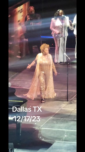 Anita Baker Concert Review: A Phenomenal Experience