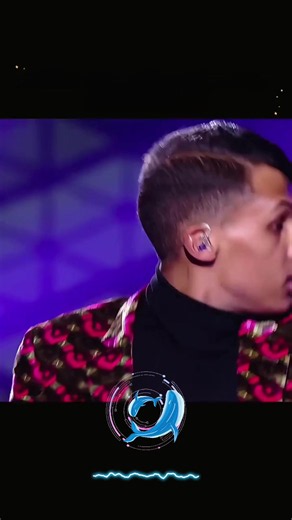 Stromae Live: A Concert That Transcends Music