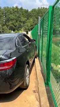 Finding nothing to do while eating #Safe route filming, please do not imitate #offroad #golf