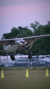 Talk about some short landings. check out some of the amazing performance from the STOL planes at the Sun’n Fun twilight demo. Video : @kq_stol and @bananasssssssss | National STOL Series