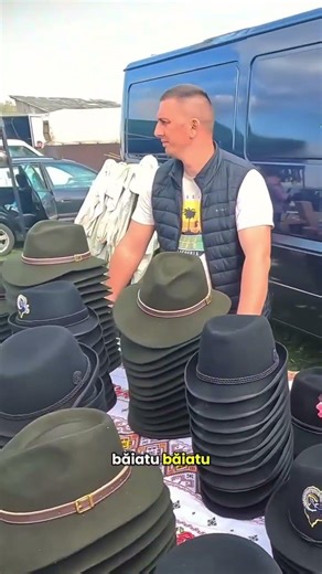 Palarii traditionale la targul de tara de la Sighetu Marmatiei