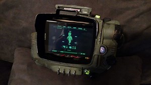 Fallout 4: non sei riuscito a comprare il Pip-Boy? Stampalo in 3D!