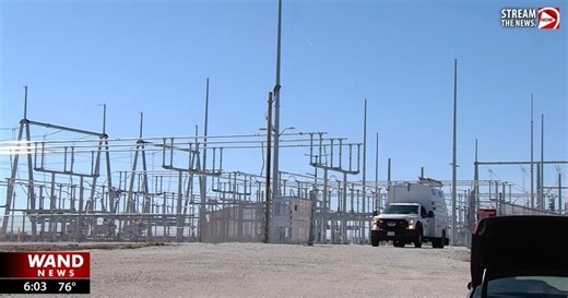 Illinois could give families, businesses rebates for installing solar powered batteries to address energy demand