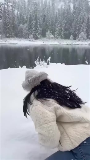 Satisfying ASMR Snow and Ice Relaxation
